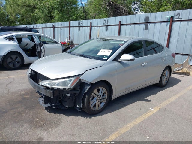 2019 Hyundai ELANTRA SEL 照片 2