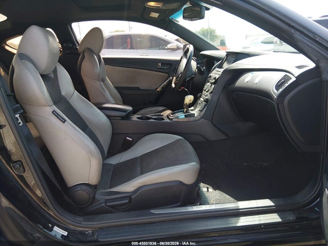 2013 Hyundai GENESIS 2.0T PREMIUM — фото 5