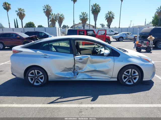 2017 Toyota PRIUS 缩略图 14