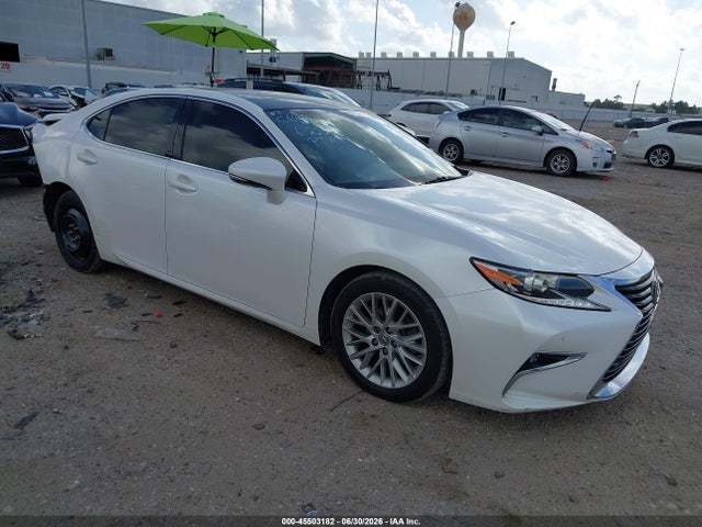 2017 LEXUS ES 