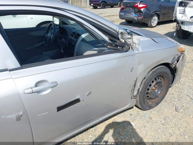 صورة مصغرة 12 لـ 2010 Toyota COROLLA LE