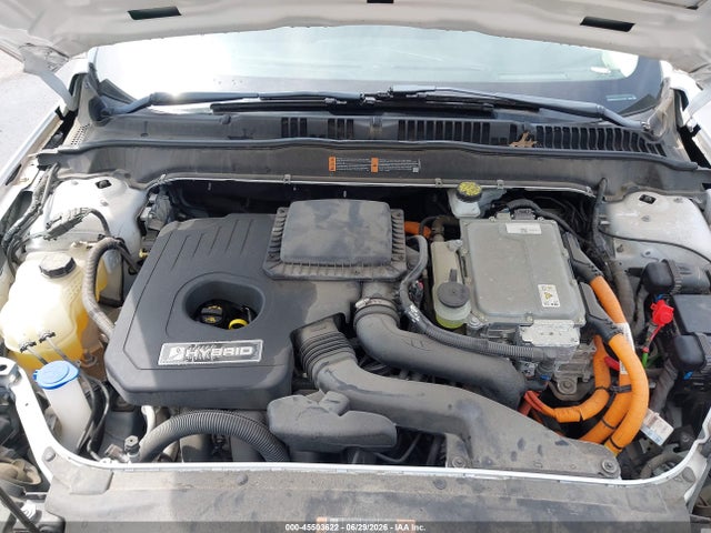 صورة 10 لـ 2020 FORD FUSION HYBRID SE
