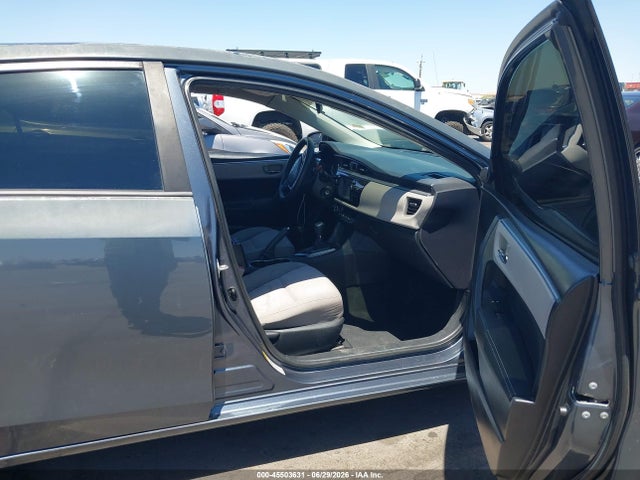 2014 Toyota COROLLA LE photo 5
