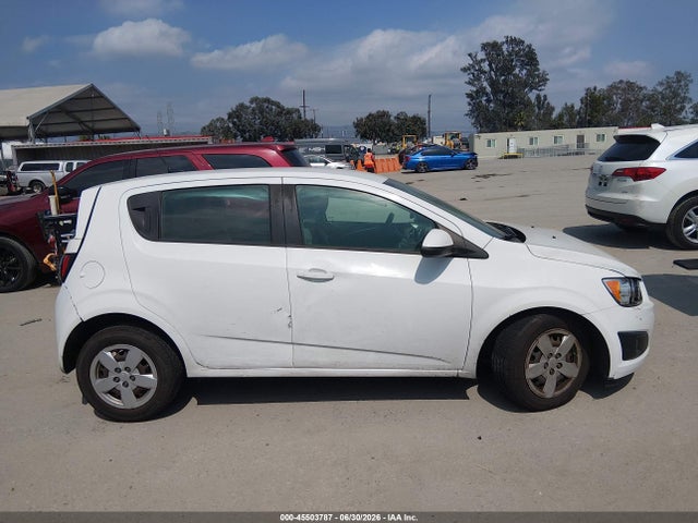2014 Chevrolet SONIC LS AUTO 缩略图 16