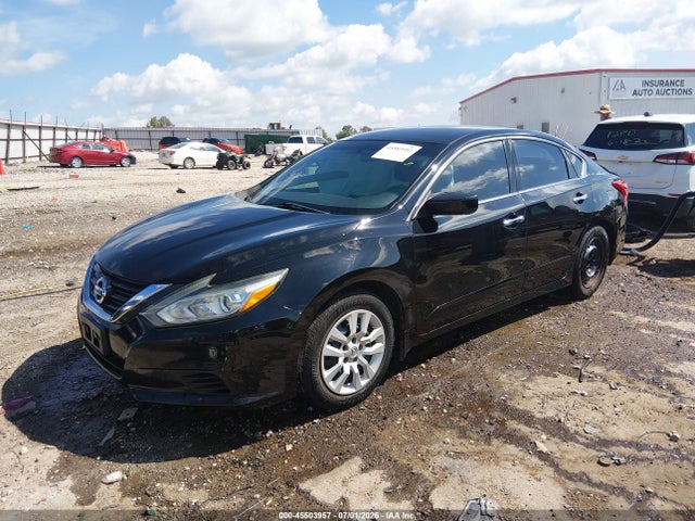 2017 Nissan ALTIMA 2.5 S — фото 2