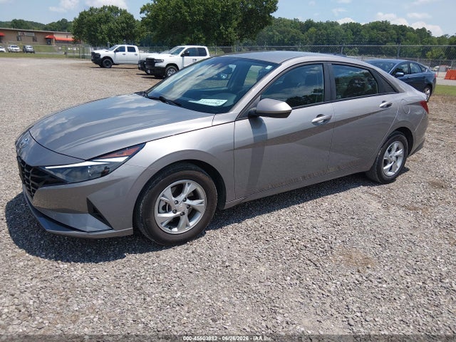 صورة 2 لـ 2023 Hyundai ELANTRA SE