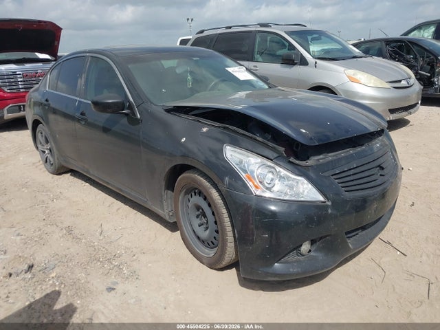 2013 INFINITI G37 JOURNEY