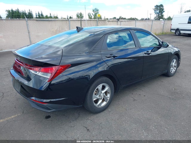 2021 Hyundai ELANTRA SE 照片 4