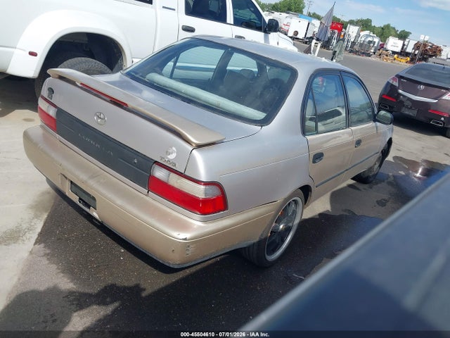1997 Toyota COROLLA CE photo 4