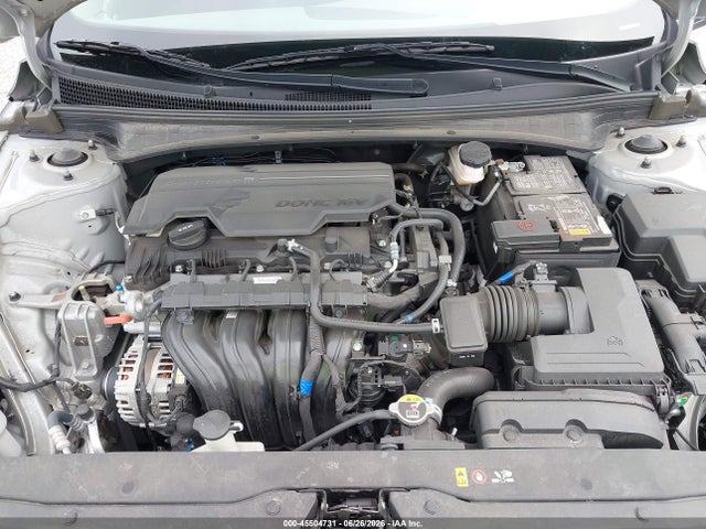 2021 Hyundai ELANTRA SE 照片 10