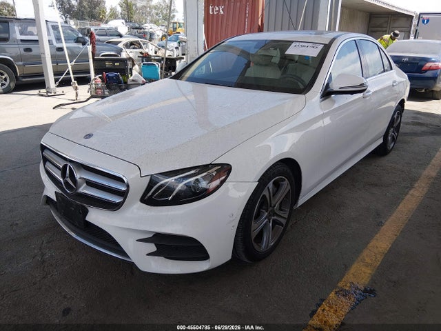 2020 Mercedes-BENZ E 350 照片 2