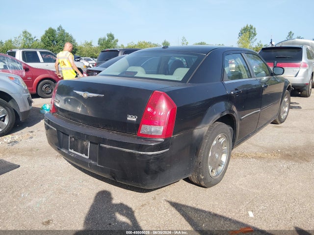 2006 Chrysler 300 TOURING — фото 4
