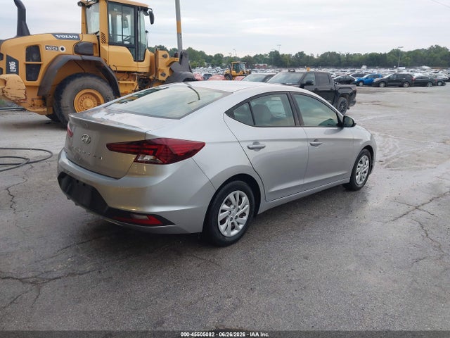 2020 Hyundai ELANTRA SE 照片 4