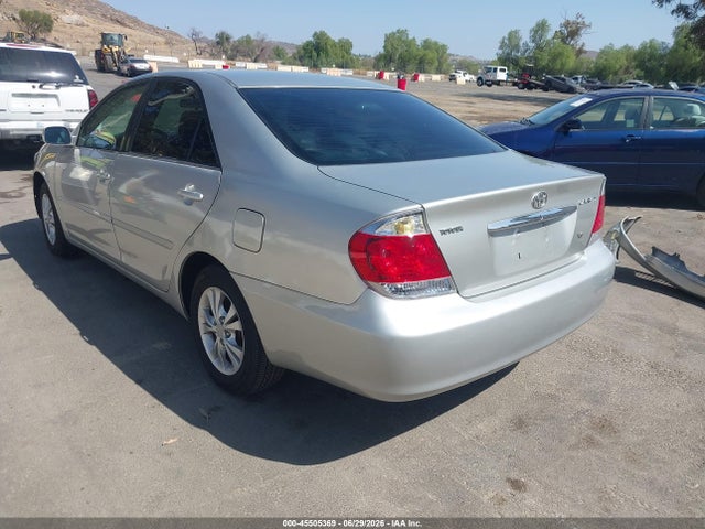 2005 Toyota CAMRY LE V6 — фото 3