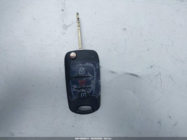 2013 KIA SOUL + — миниатюра 11