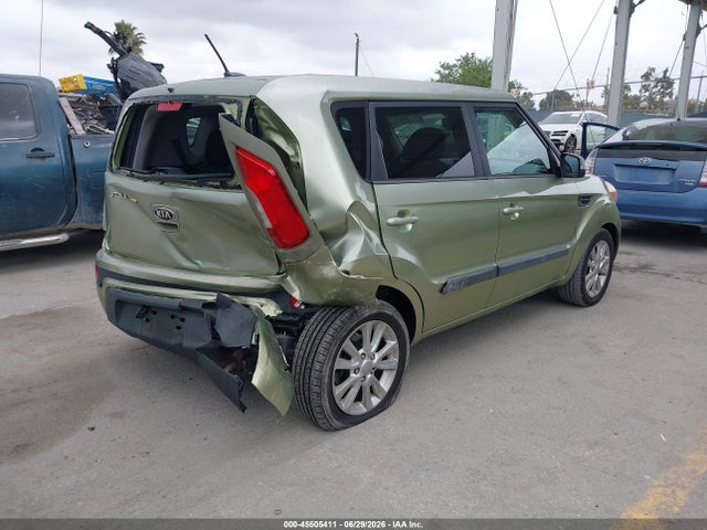 2013 KIA SOUL + photo 4