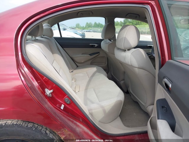 2010 Honda CIVIC LX 照片 8