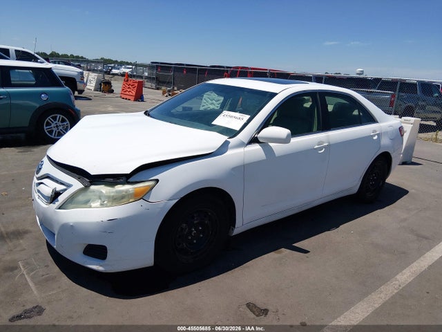صورة 2 لـ 2010 Toyota CAMRY LE V6