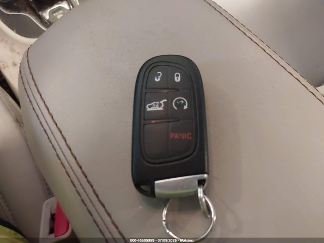 2021 JEEP CHEROKEE LIMITED 4X4 11