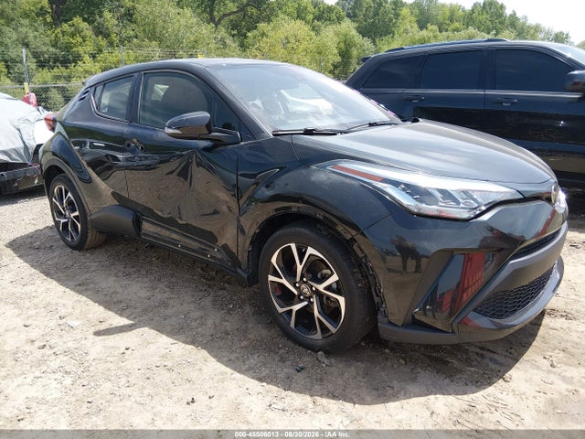 2020 TOYOTA C-HR XLE