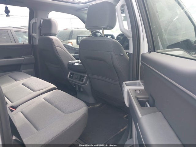 2024 FORD F-150 XLT 照片 8