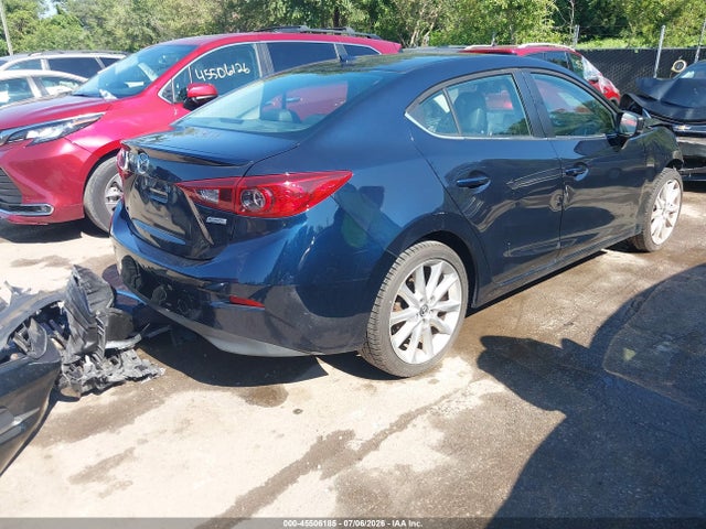 صورة 4 لـ 2017 Mazda MAZDA3 GRAND TOURING