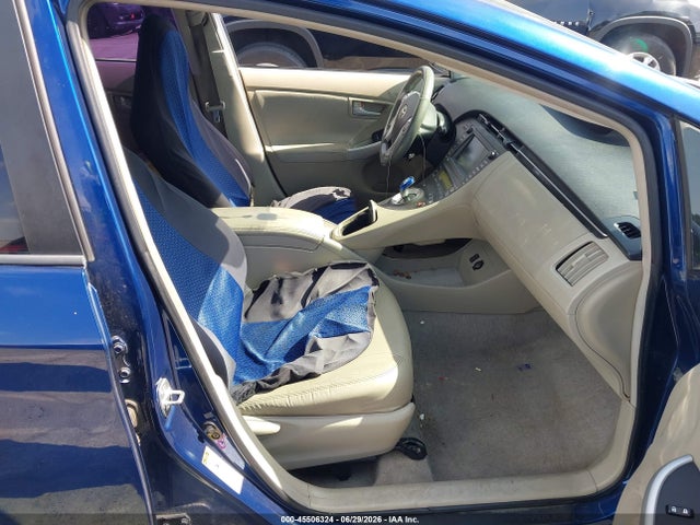 2011 Toyota PRIUS FOUR — фото 5