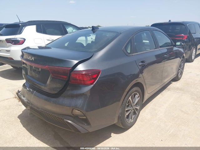 2024 KIA FORTE LXS photo 4