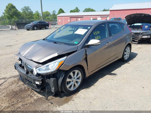 صورة مصغرة 2 لـ 2014 Hyundai ACCENT SE