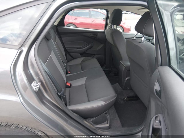 2012 FORD FOCUS SE photo 8