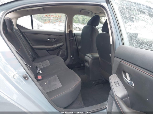 صورة 8 لـ 2025 Nissan SENTRA SR
