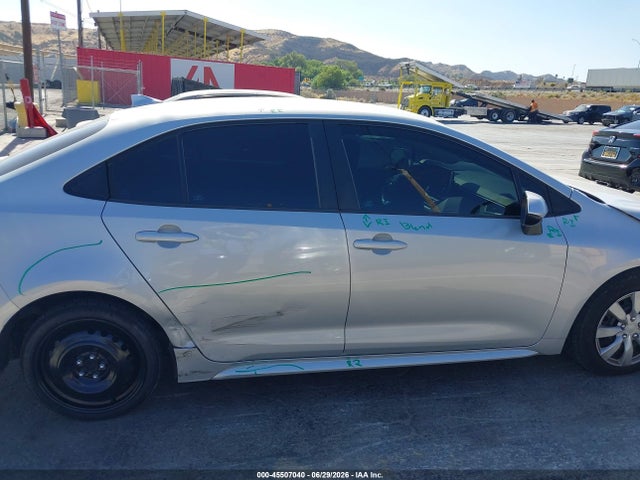 صورة مصغرة 20 لـ 2021 Toyota COROLLA LE