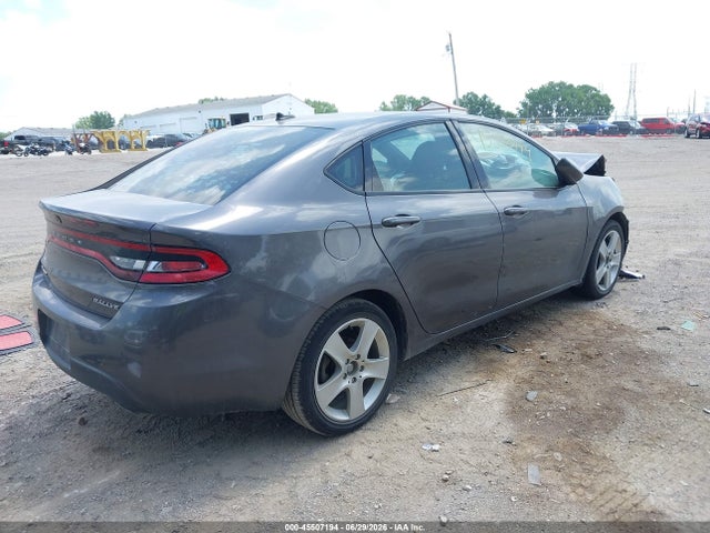 2016 Dodge DART SXT — фото 4