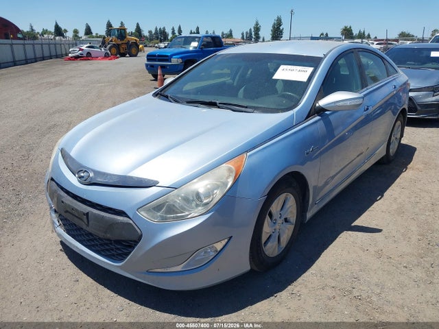 2013 Hyundai SONATA HYBRID — фото 2