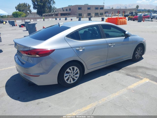 2017 Hyundai ELANTRA SE photo 4