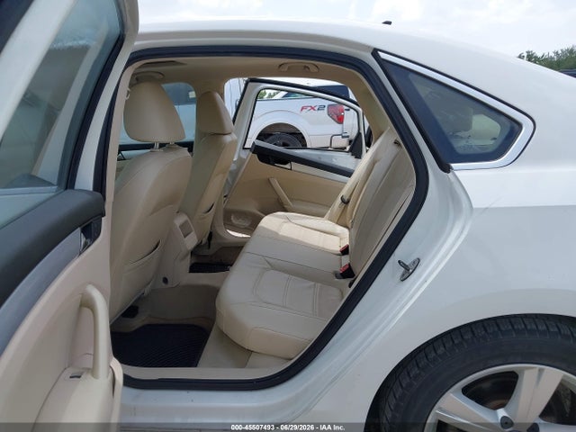 2012 Volkswagen PASSAT 2.5L SE 照片 8