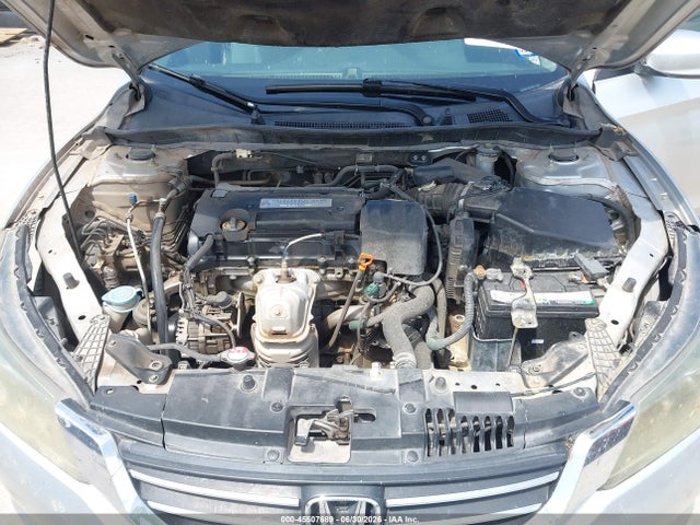 2014 Honda ACCORD LX 照片 10