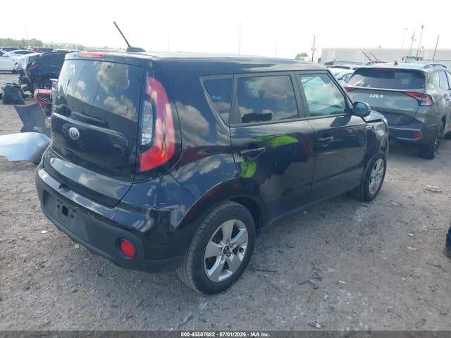 صورة 4 لـ 2017 KIA SOUL