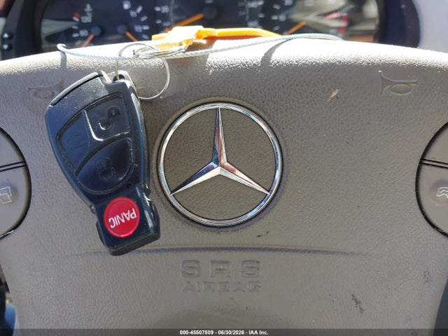 صورة مصغرة 11 لـ 2002 Mercedes-BENZ E 320 4M