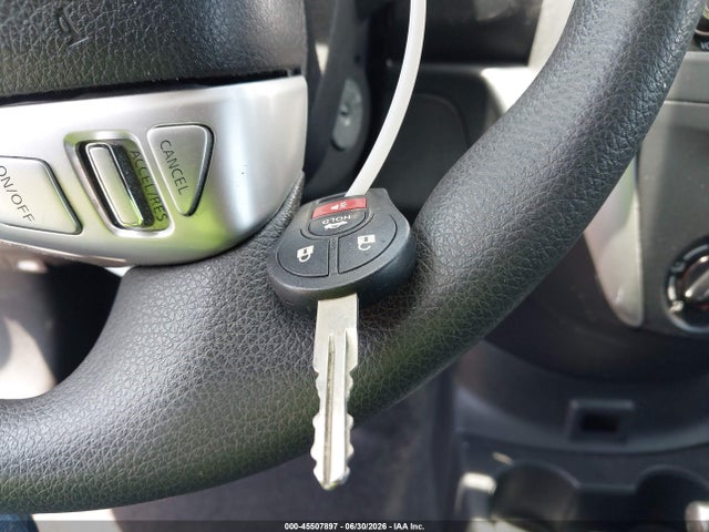 2017 Nissan VERSA 1.6 SV 缩略图 11