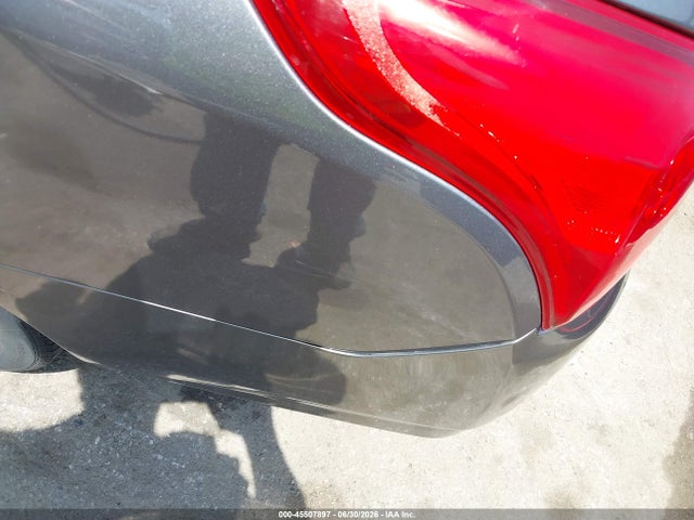 2017 Nissan VERSA 1.6 SV 缩略图 18