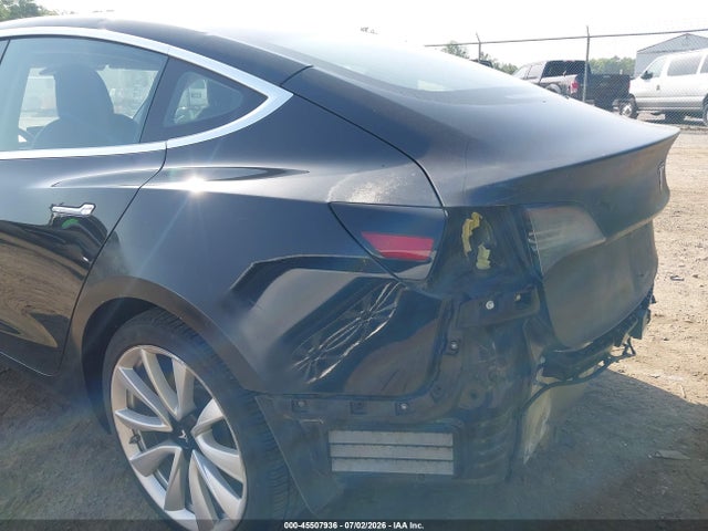 2018 Tesla MODEL 3 LONG RANGE/MID RANGE — миниатюра 23