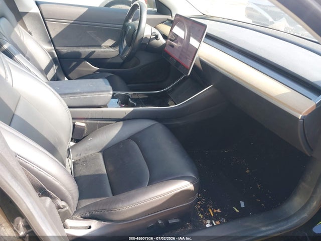 2018 Tesla MODEL 3 LONG RANGE/MID RANGE — фото 5