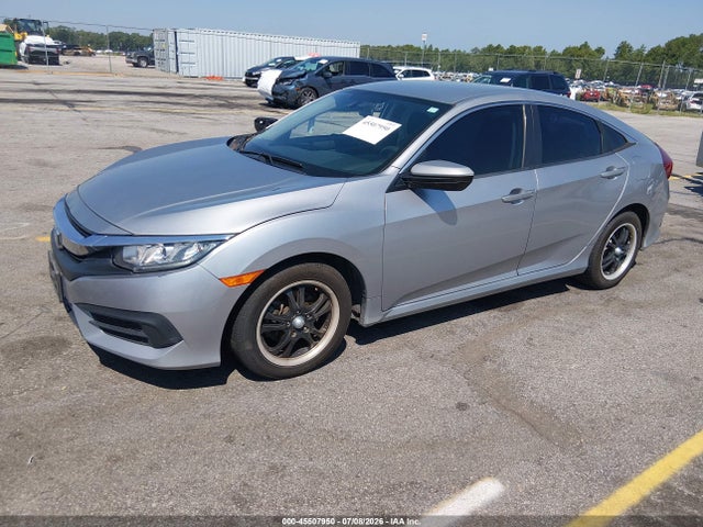 2016 Honda CIVIC LX — фото 2