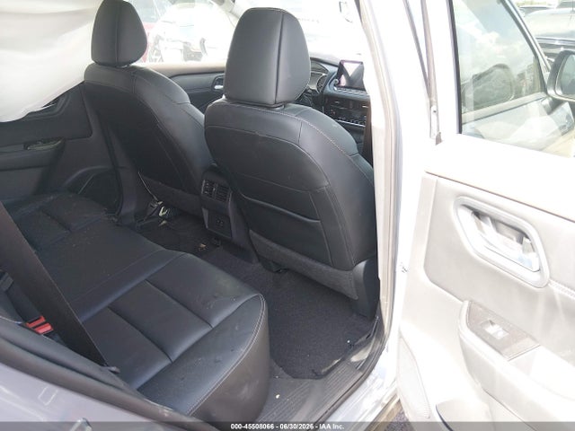 2023 NISSAN ROGUE SL FWD 8