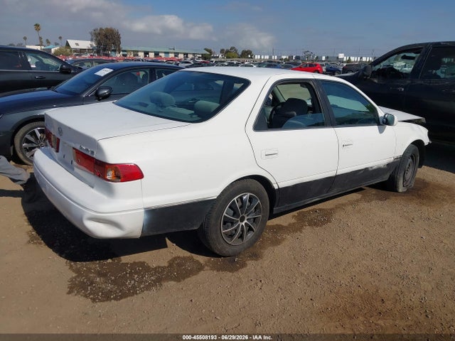 صورة 4 لـ 2001 Toyota CAMRY LE