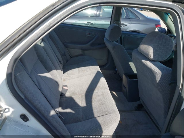 صورة 8 لـ 2001 Toyota CAMRY LE
