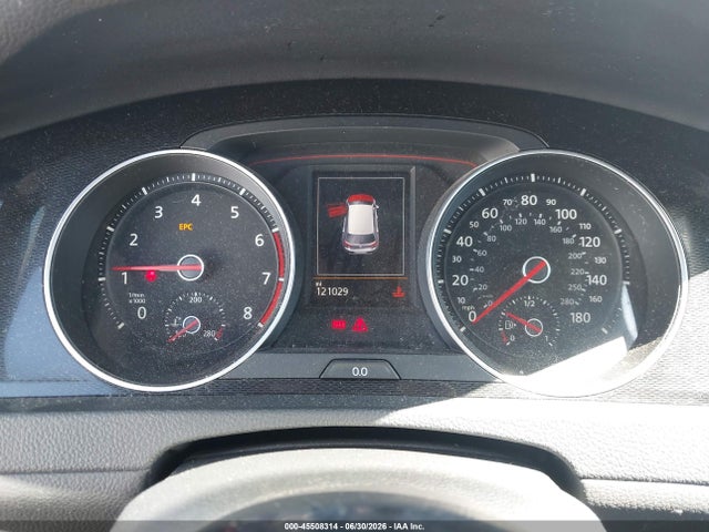 صورة 7 لـ 2015 Volkswagen GOLF GTI 2.0T S 4-DOOR
