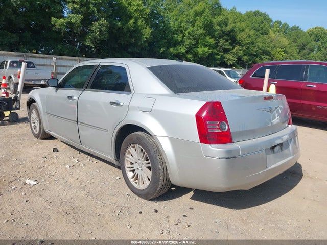 2010 Chrysler 300 TOURING/SIGNATURE SERIES/EXECUTIVE SERIES — фото 3
