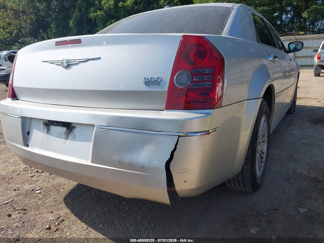 2010 Chrysler 300 TOURING/SIGNATURE SERIES/EXECUTIVE SERIES — фото 6